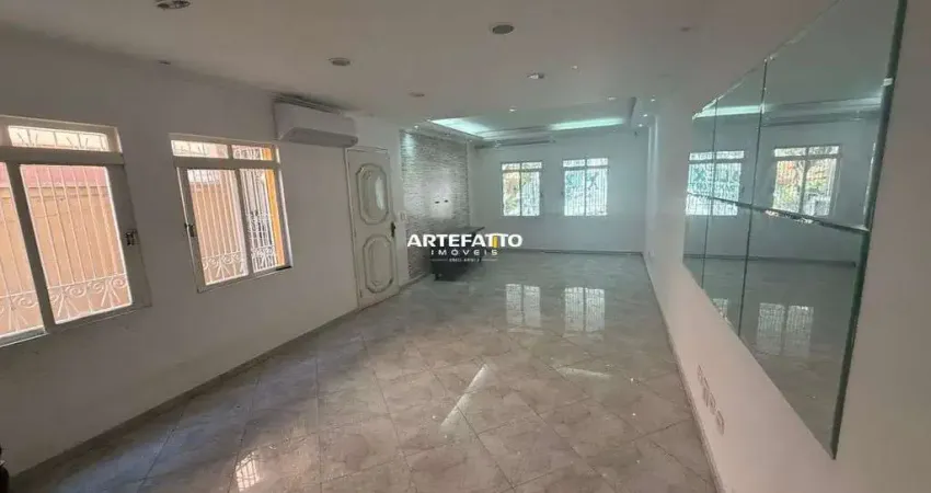 Residência espaçosa com 4 Dormitórios no melhor condomínio da região !!!