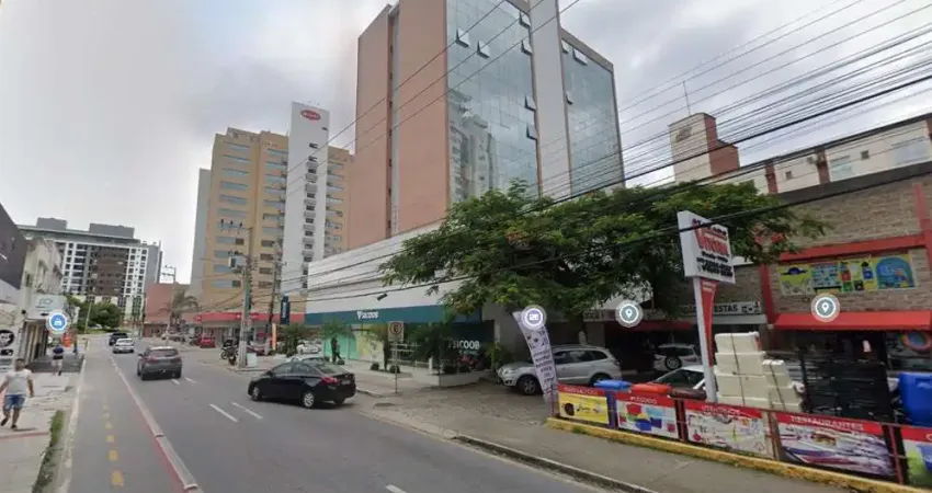 À venda | sala comercial com 38 m² e 1 vaga - estreito, em florianópolis.