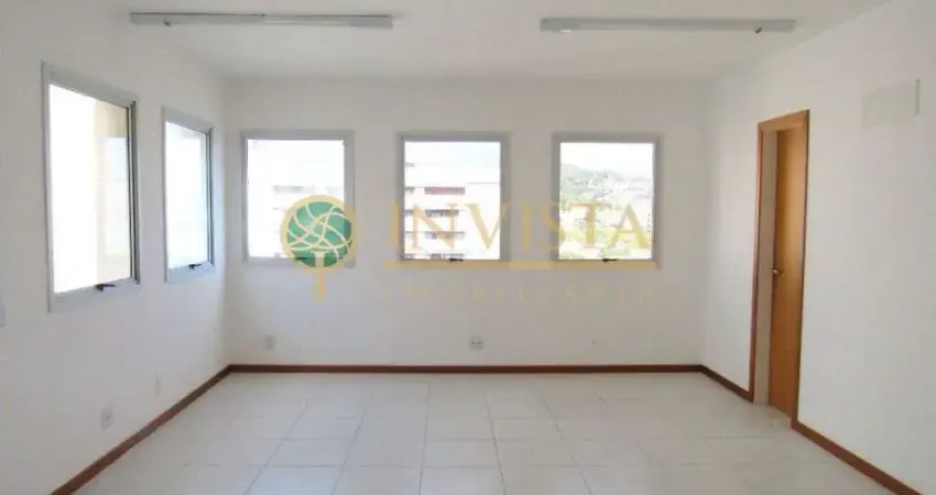 Sala Comercial à venda com 1 vaga no Centro de Florianópolis.