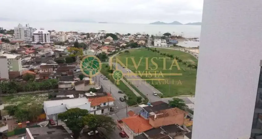 Apartamento com 3 suítes e 3 vagas à venda no balneário do estreito.