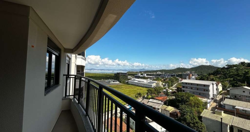 À venda | 74 m², sacada com churrasqueira, 3 quartos e 1 vaga de garagem - Saco Grande, em Florianópolis.