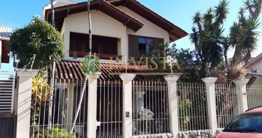 Casa residencial e comercial para locação no balneário, florianópolis.