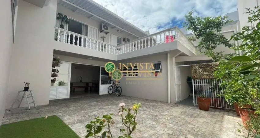 À venda | 231 m², semi mobiliado, terraço privativo, 4 quartos e 3 vagas - canto, em florianópolis.