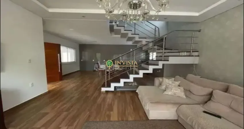 À venda | condomínio fechado, 150 m², piscina privativa, 3 quartos e 2 vagas - praia de fora, em palhoça.