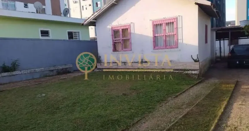 Terreno à venda na Rua Nelson Silva, 80, Barreiros, São José