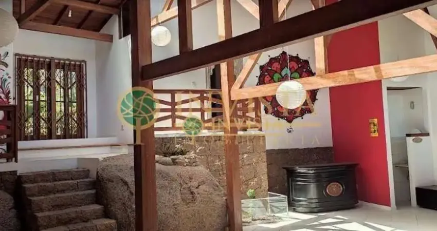 Casa com 4 quartos à venda na Servidão Recanto da Pedra, 3, Rio Tavares, Florianópolis