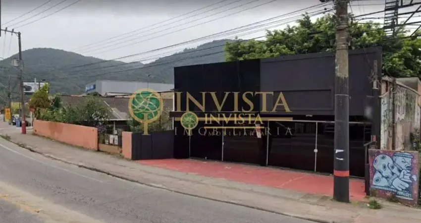 Na geral do rio tavares, galpão comercial de 380m² com rentabilidade mensal