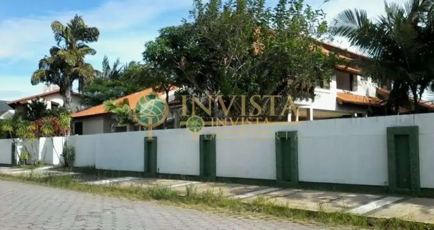 À venda | 800 m², 7 quartos e 10 vagas - Santa Mônica, Florianópolis.