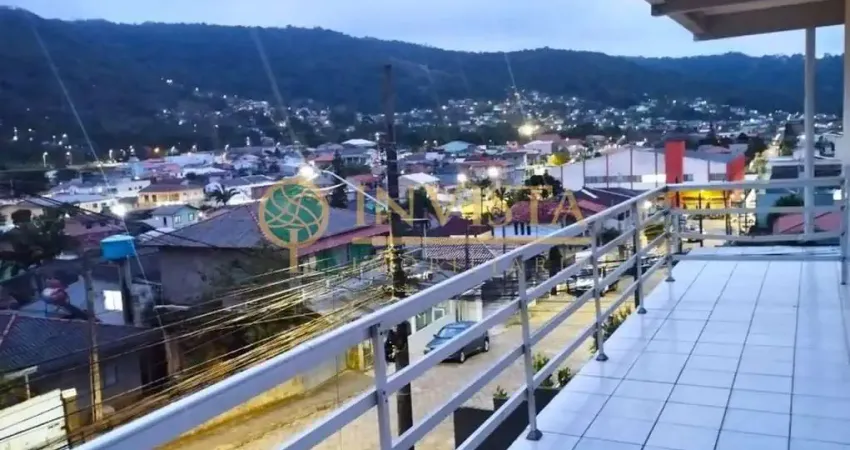 Prédio à venda na Rua Inhambu, 141, Serraria, São José