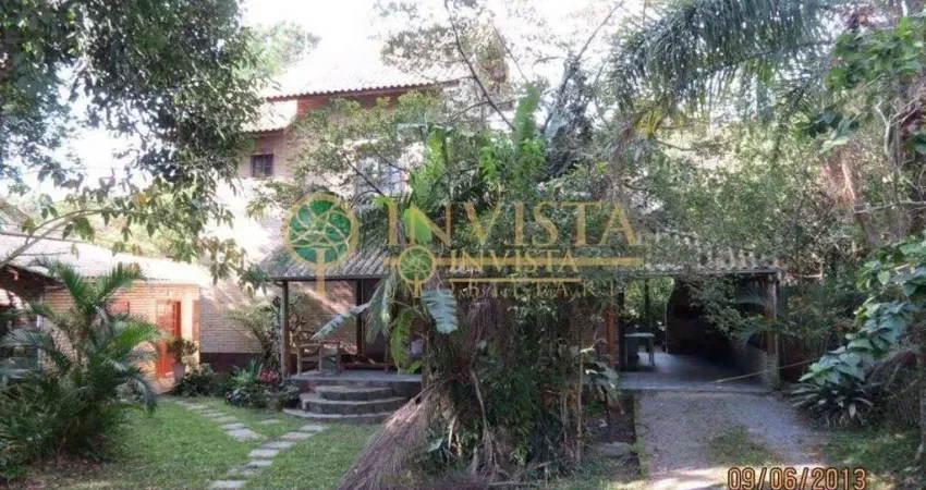 Casa com 6 quartos à venda na Rua Candida Maria dos Santos, 402, Guarda do Embaú (Ens Brito), Palhoça