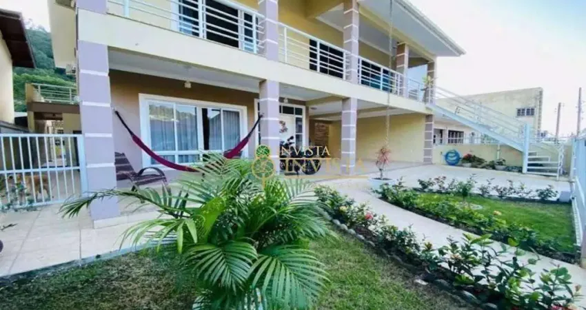 À venda | 340 m², semi mobiliado, 3 quartos, sacada e 2 vagas de garagem - governador celso ramos.