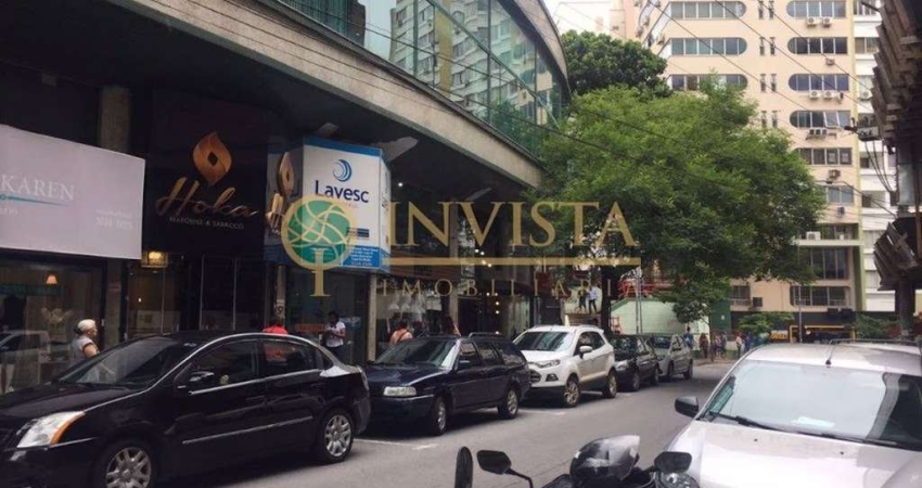 Loja Comercial com 69m² à venda no Centro de Florianópolis.