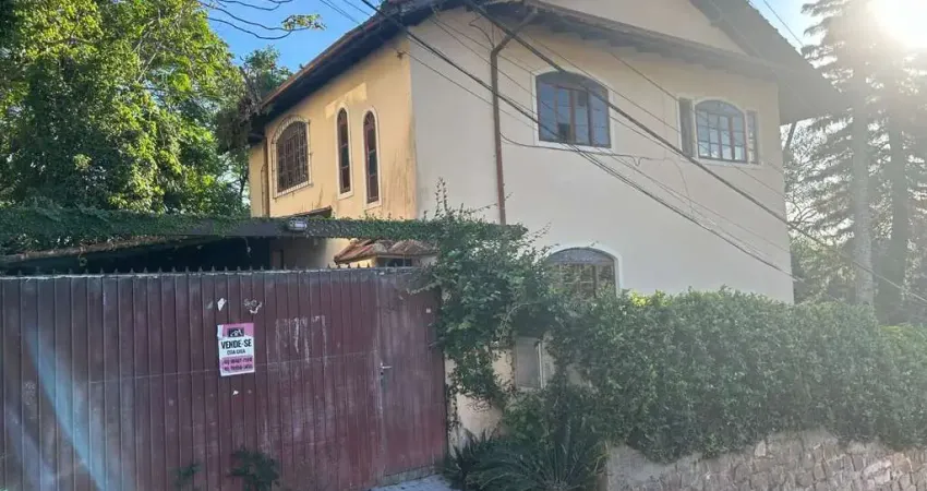 À venda | 4 quartos sendo 2 suítes e 2 vagas de garagem - saco dos limões, em florianópolis.