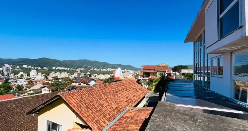 Casa com 5 quartos à venda na Rua Álvaro Ramos, 398, Trindade, Florianópolis