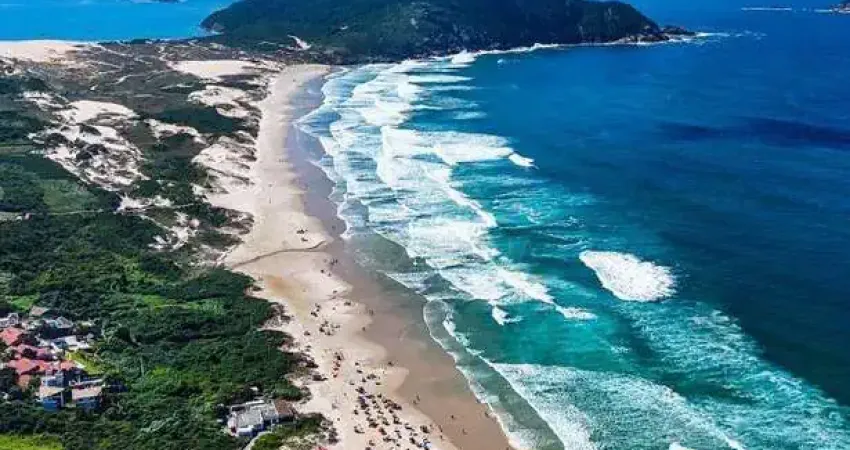 Apartamento com 3 quartos à venda em Florianópolis/SC - Mobiliado a 300 metros da Praia dos Ingleses.