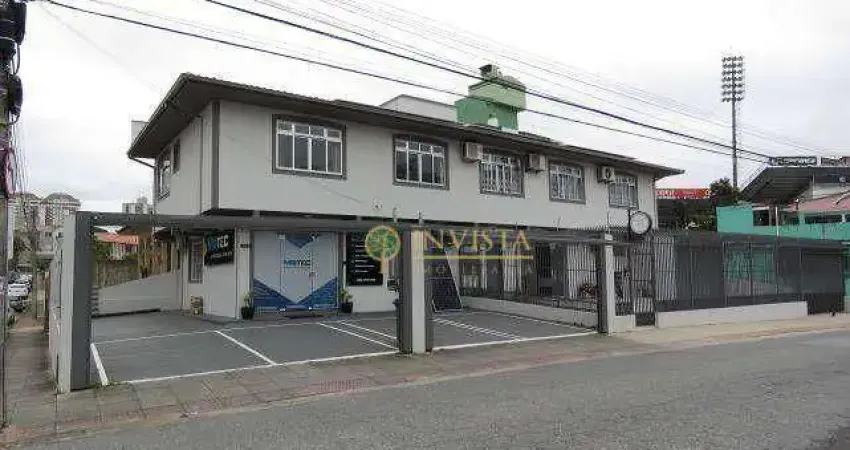 Prédio à venda na Rua Humaitá, 250, Estreito, Florianópolis