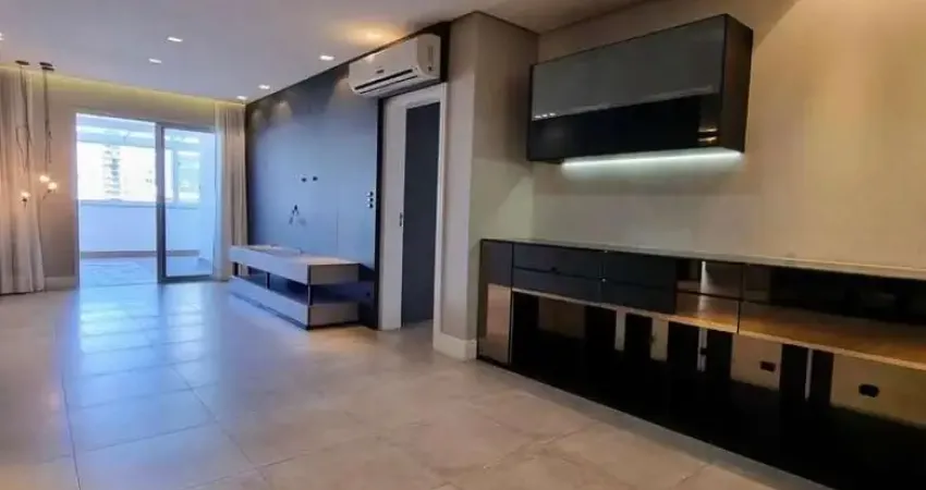 Semi mobiliado, 3 quartos, sendo 2 suítes e 2 vagas no bairro nossa sra. do rosário em são josé