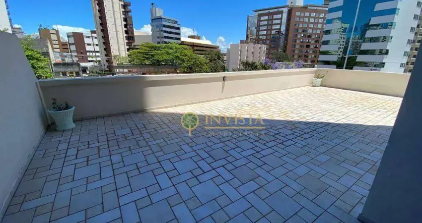 2 quartos, terraço, 1 vaga e localização privilegiada próximo ao beiramar shopping, à venda em florianópolis.