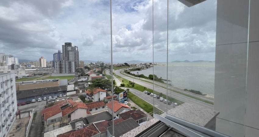 Vista Mar, 3 quartos sendo 2 suítes e 2 vagas no Estreito - Á venda em Florianópolis