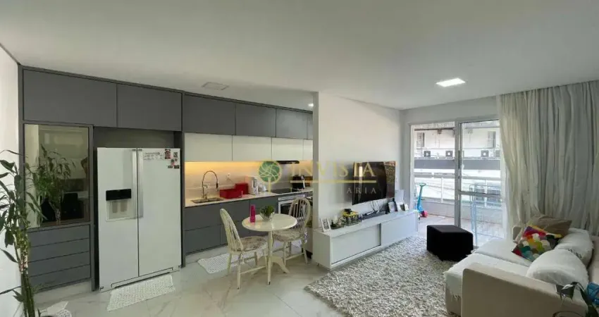 Novo, terraço com churrasqueira, 3 suítes e 2 vagas à venda em florianópolis.