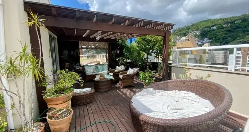 Duplex, terraço, espaço gourmet, 3 quartos e 2 vagas à venda próximo ao beiramar shopping.