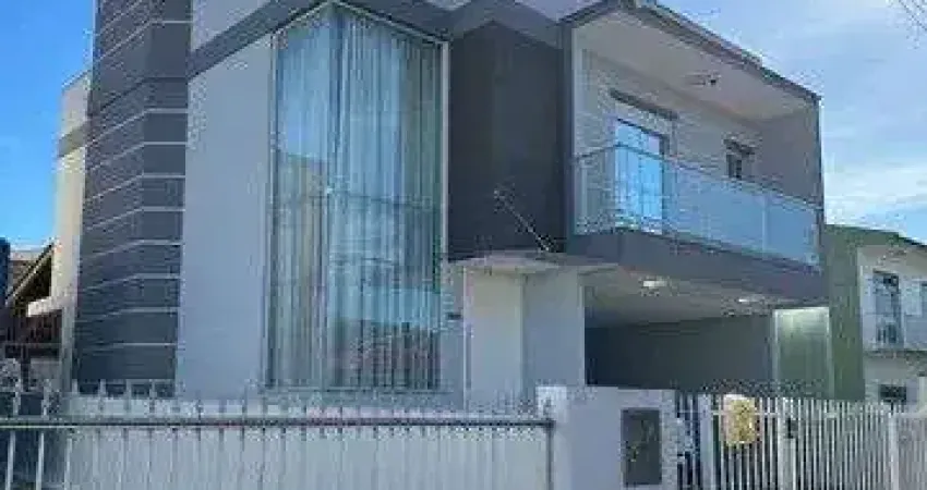 Mobiliada, 3 quartos sendo 1 suíte e 3 vagas na praia comprida - à venda em são josé