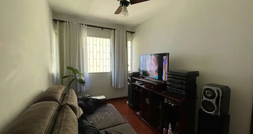 2 quartos, próx. ao Shopping Itaguaçu -À venda em São José