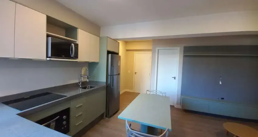 À venda | 46 m², Mobiliado e 1 quarto, próximo ao Ticen - Centro de Florianópolis.
