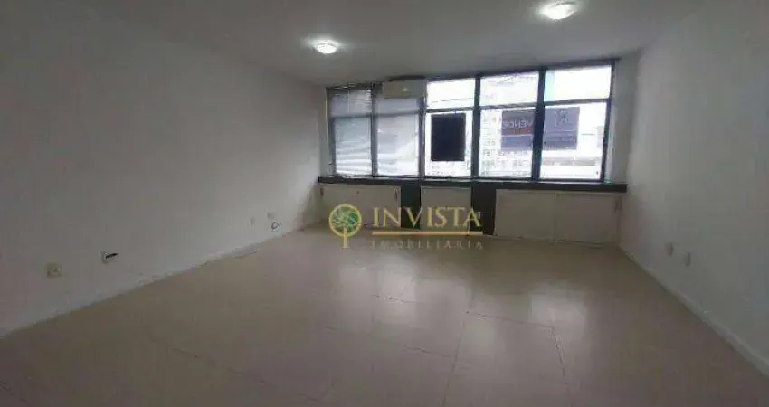 Sala comercial com 49m² e 1 vaga à venda no centro de florianópolis.