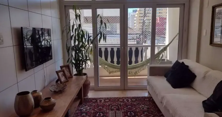 2 quartos e 1 vaga - à venda próximo ao angeloni no centro de florianópolis.