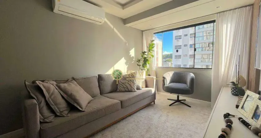 Á venda - mobiliado e reformado, 3 quartos e 1 vaga  de garagem - centro de florianópolis