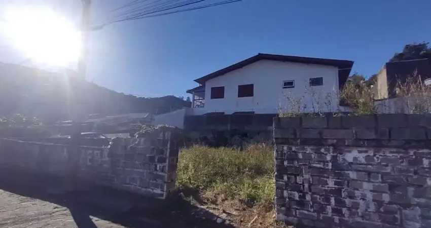 Terreno de 273m² com projeto aprovado - à venda no saco dos limões.