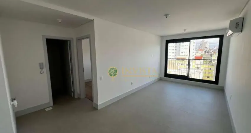 Área de lazer completa com 1 quarto e 1 vaga à venda no estreito em florianópolis.