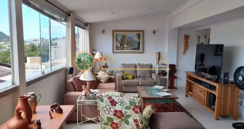 À venda | 200 m², Varanda com churrasqueira, 2 quartos e 1 vaga de garagem - Carvoeira, em Florianópolis.