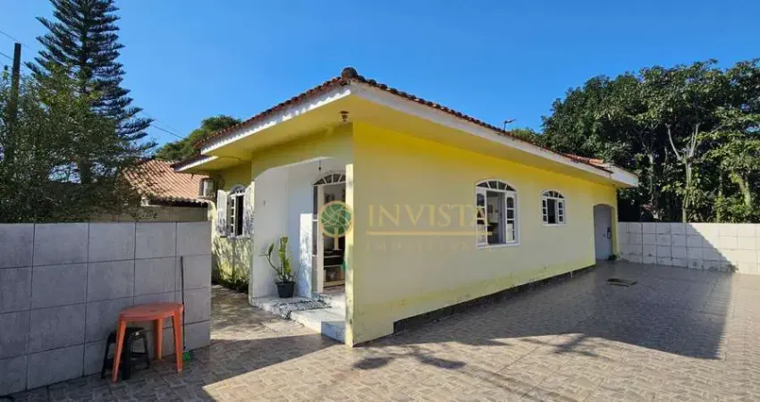 À venda | Viabilidade comercial e residencial com 8 vagas - Rio Vermelho, em Florianópolis.