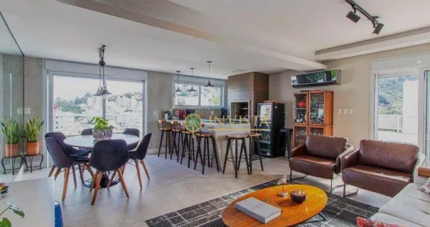 Duplex semi mobiliado, espaço gourmet com terraço privativo, 4 quartos e 3 vagas à venda na trindade