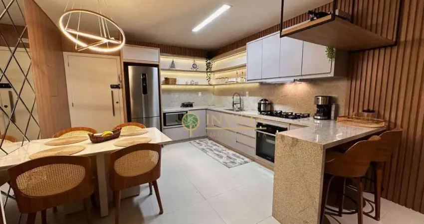 Mobiliado, sacada com churrasqueira e 2 vagas à venda no bairro ingleses.