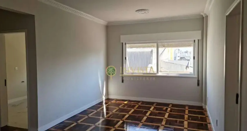 À venda | 166m ², 4 quartos, vista permanente e 1 vaga - Centro de Florianópolis.