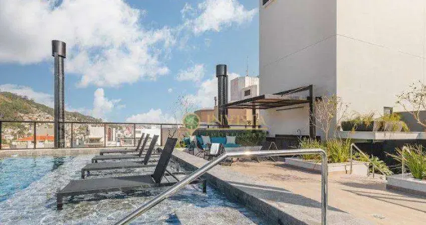 2 quartos, sacada com churrasqueira e 2 vagas de garagem - à venda no centro de florianópolis