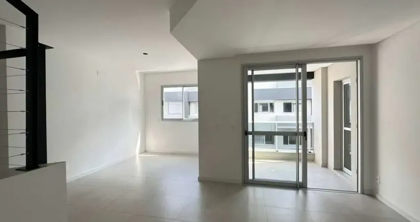 Apartamento Duplex com 2 quartos à venda em Florianópolis, Sacada com Churrasqueira e 2 vagas - Bairro Estreito.