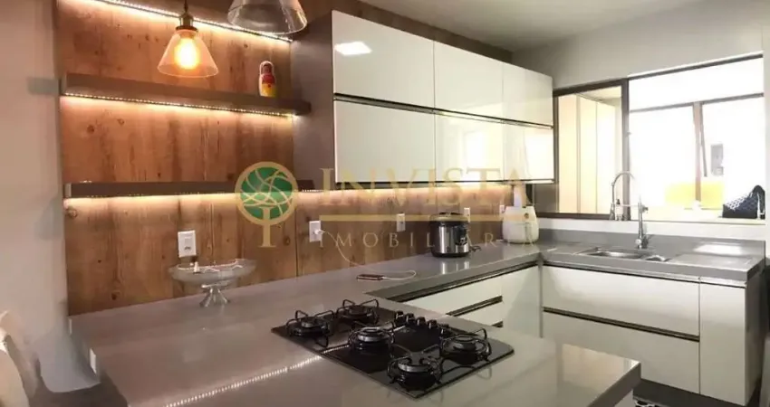 Mobiliado, vista mar, 3 quartos e 1 vaga livre à venda no estreito.