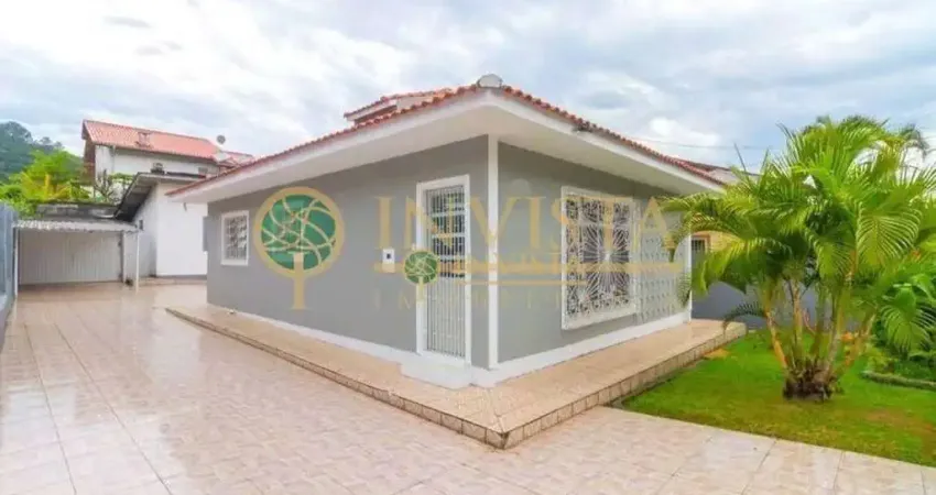 À venda | 75 m², edícula com churrasqueira, 3 quartos e 4 vagas - saco dos limões, florianópolis.