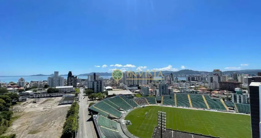 À venda | Sacada com churrasqueira, 2 quartos e 1 vaga - Estreito, próximo ao Estádio Orlando Scarpelli.