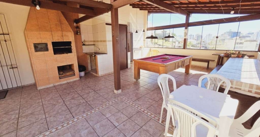 Espaço gourmet com churrasqueira, 4 quartos e 2 vagas á venda no Estreito.