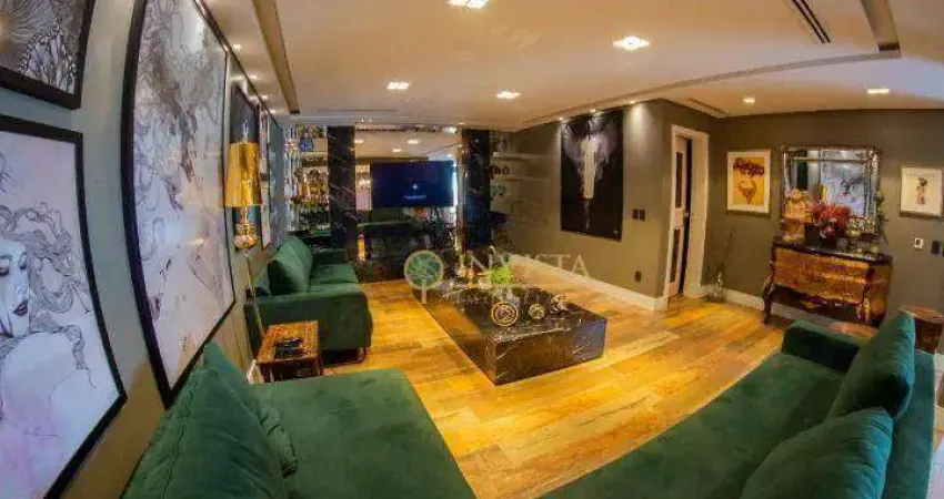 Alto padrão à venda no bairro itaguaçu! 4 quartos, área gourmet com piscina privativa e 4 vagas de garagem.