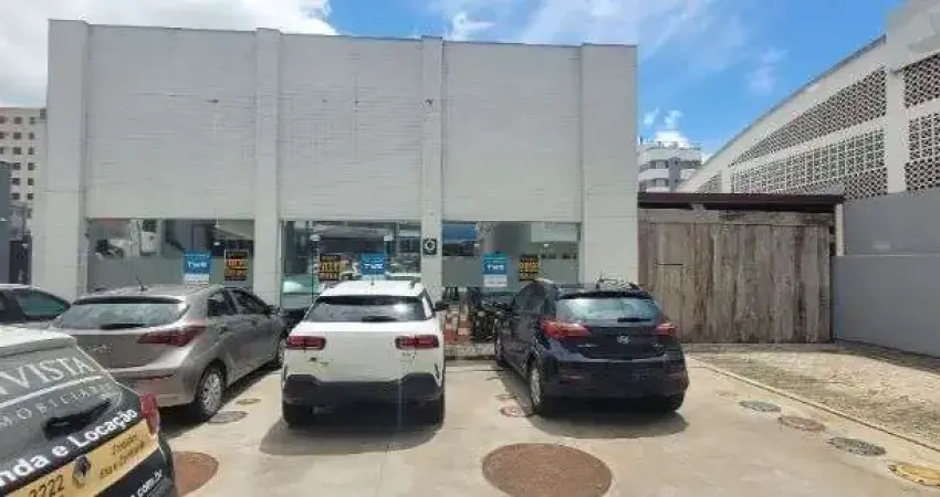 Galpão comercial com 250m² para locação no Estreito.