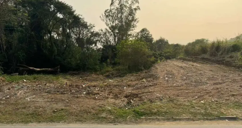 Terreno comercial escriturado com 652m² - À venda na Agronômica.