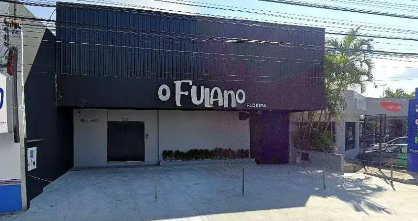 Oportunidade! prédio exclusivo à venda na beira-mar do estreito.