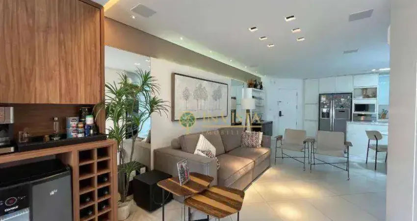 À venda | 131 m², 4 quartos, sacada com churrasqueira e 4 vagas de garagem - Centro, em Florianópolis.