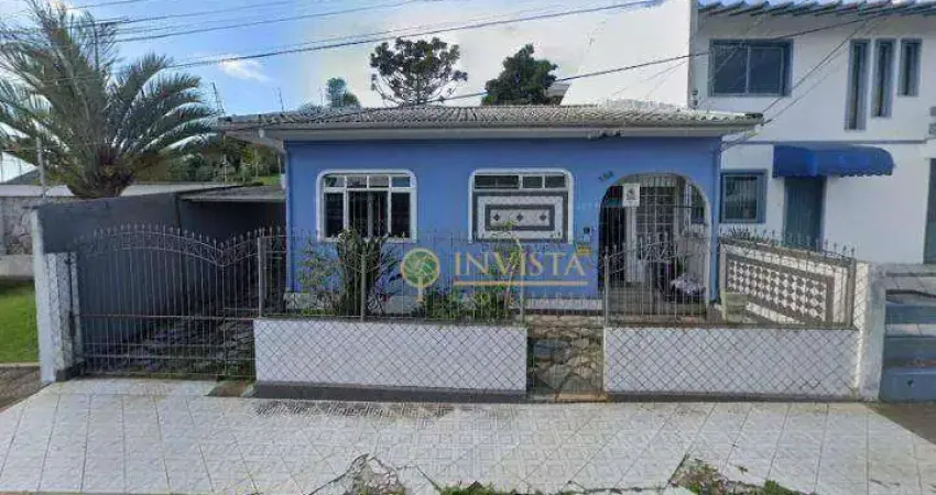 Casa à venda no bairro estreito! edícula com 2 pisos, 3 quartos e 2 vagas de garagem.
